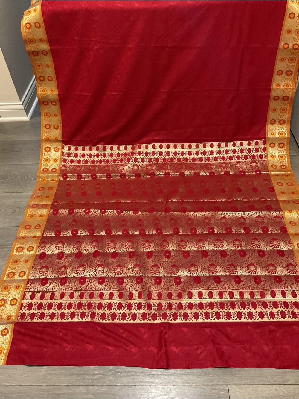 Red and Gold Women's Saree sari  with Ornate  gold Zari Border